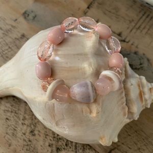 Hawaiian Puka shell and cone shell bracelet 🌸🐚🌸